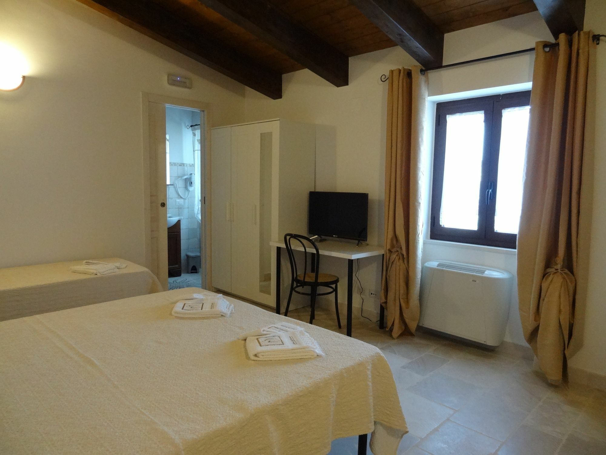 Bed and Breakfast L'Antico Casolare Castellana Grotte Exterior foto